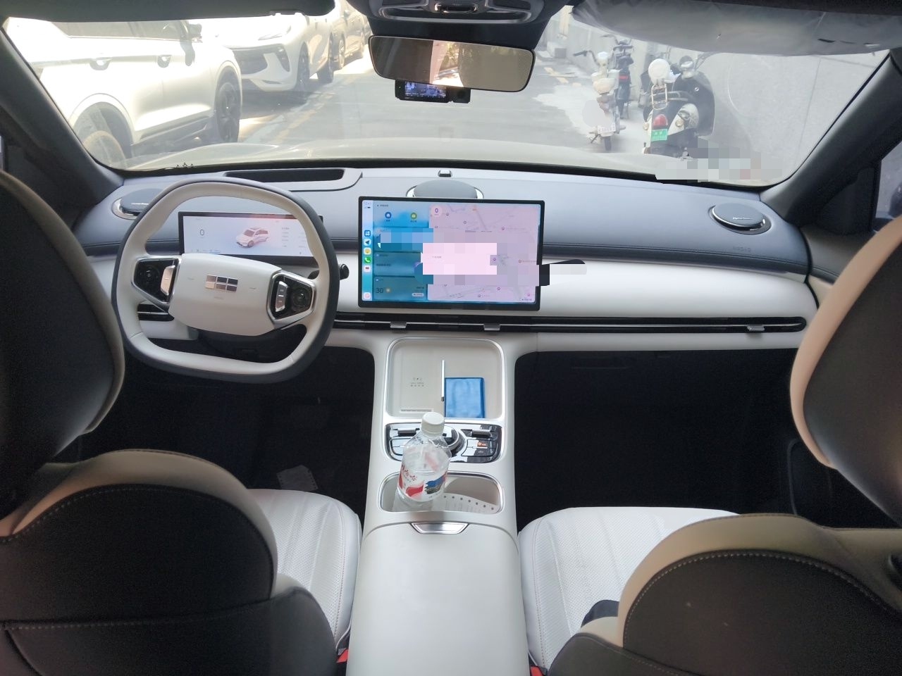 Geely Galaxy Xingjian 7 EM-i 2025 120km Navigator Edition — снимка 9