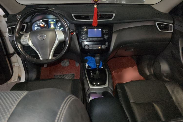 Used Nissan X-Trail 2015 2.0L CVT Comfort MAX Edition 2WD
