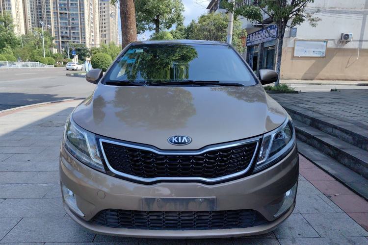 Used Kia K2 2012 Sedan 1.4L MT TOP Commemorative Edition