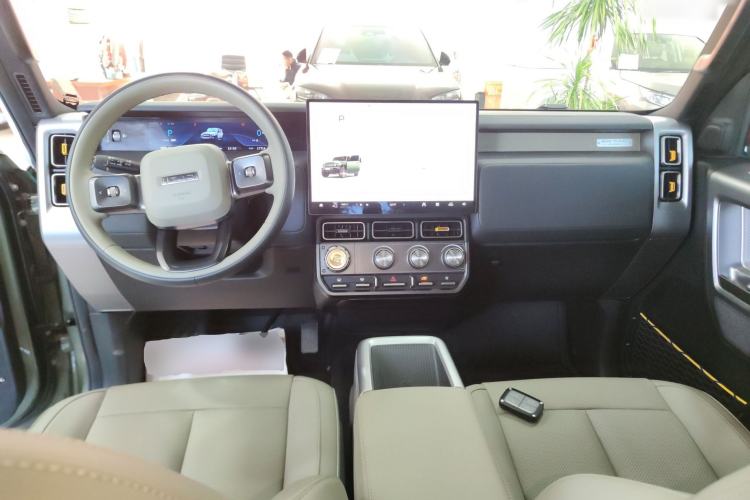 Used iCAR V23 2025 501 Four-Wheel Drive Advanced Version