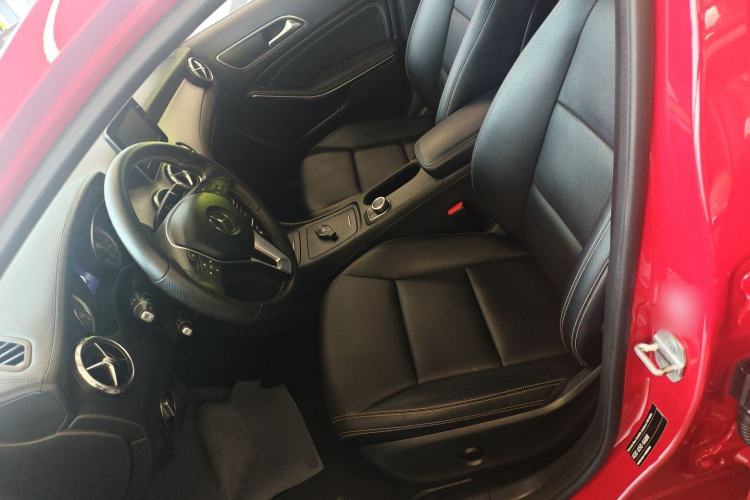 Used Mercedes-Benz GLA 2016 GLA 200 Fashion Model
