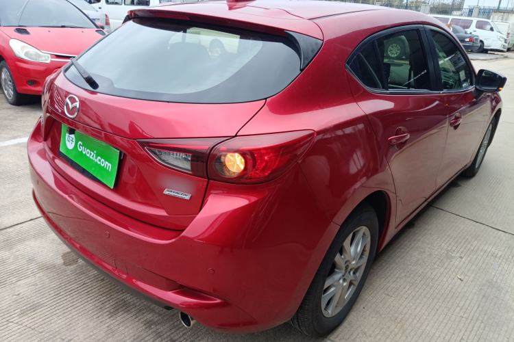 Used Mazda Mazda 3 Axela 2017 Hatchback 1.5L Automatic Comfort Model Emission Standard China V
