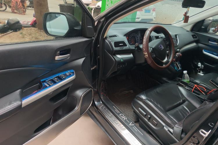 Used Honda CR-V 2012 2.4L four-wheel drive luxury version