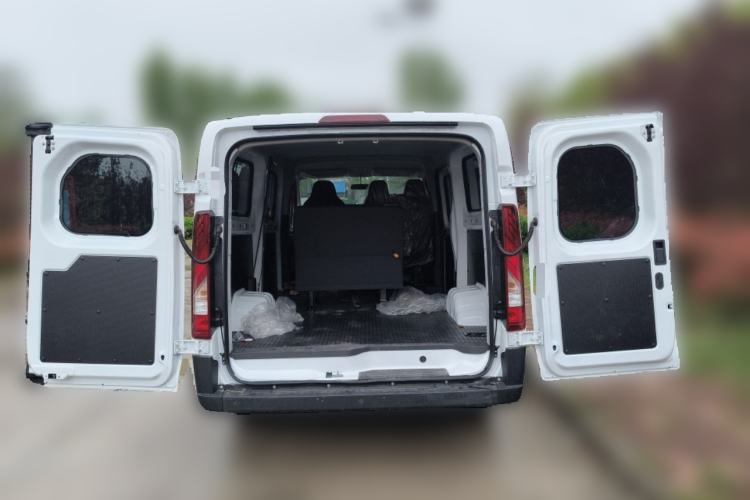 Used JMC E Fushun 2025 Model, Open Window Version, 41.86 kWh, Short Axle, Low-roof Trunk