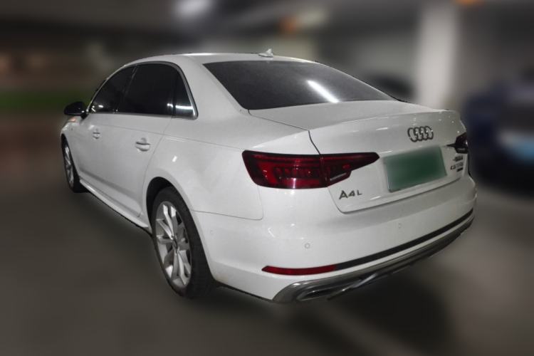 Used Audi A4L 2019 40 TFSI Fashion Edition China VI Emission Standard