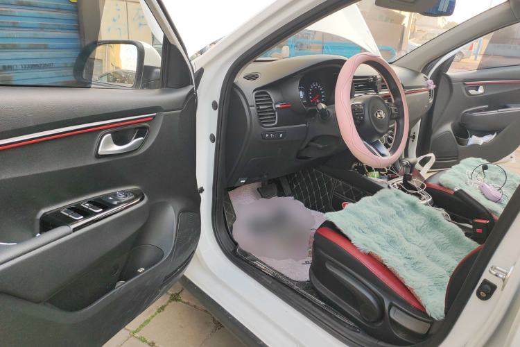 Used Kia KX Cross 2017 1.4L AT GLS