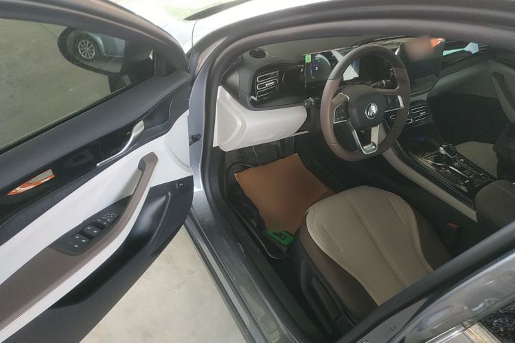 Used BYD Qin PLUS 2024 HONOR Edition DM-i 55KM Leading Model