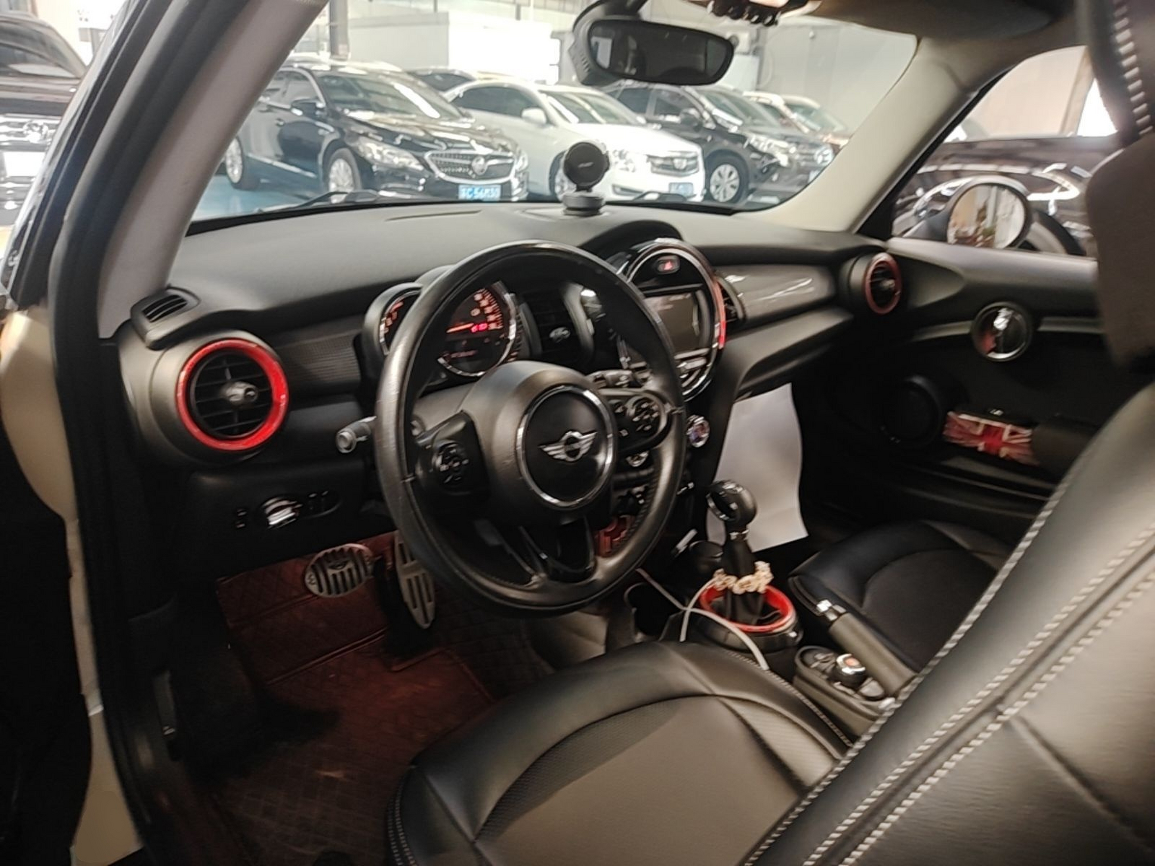Interior delantero