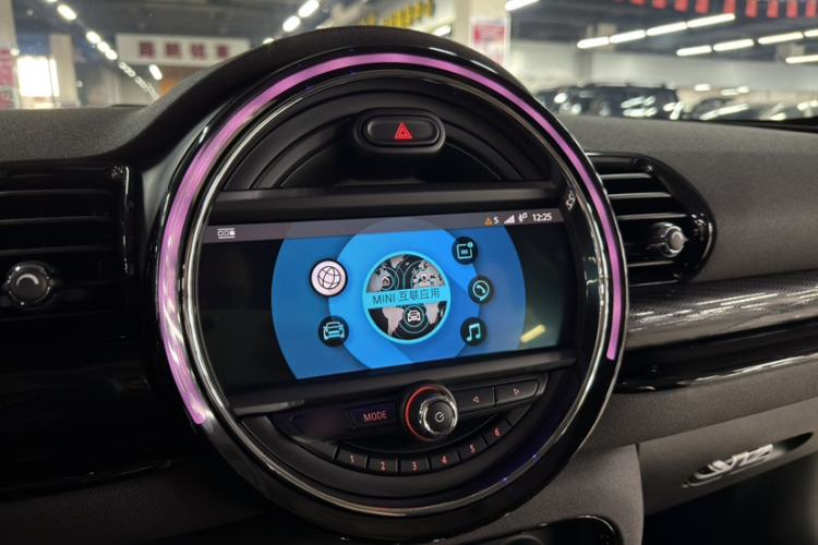 Used MINI Clubman 2019 1.5T COOPER Connoisseur Interior 4