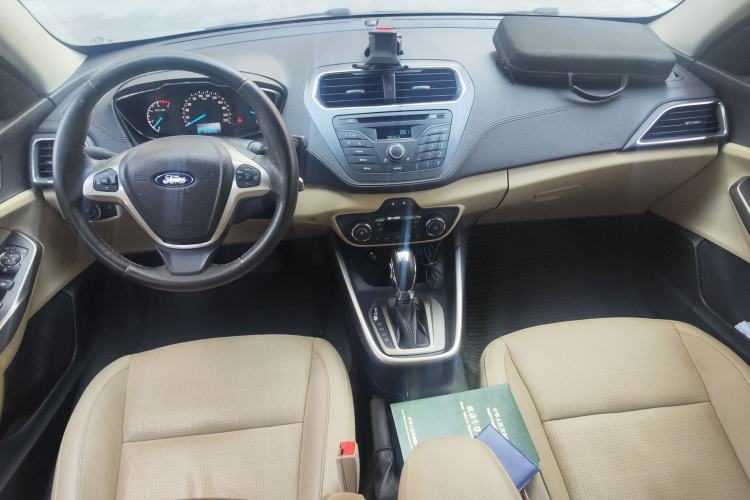 Used Ford Escort 2015 1.5L Automatic Fashion Model