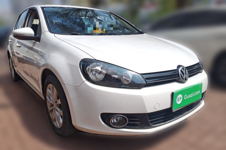 Used Volkswagen Golf 2012 1.6L Automatic Comfort Model Front Right 45 Deg