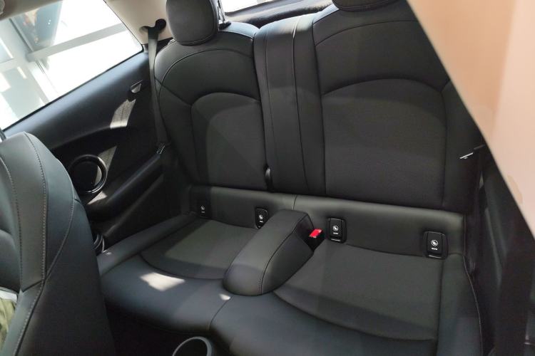 Used MINI MINI 2019 1.5T COOPER Classic Edition