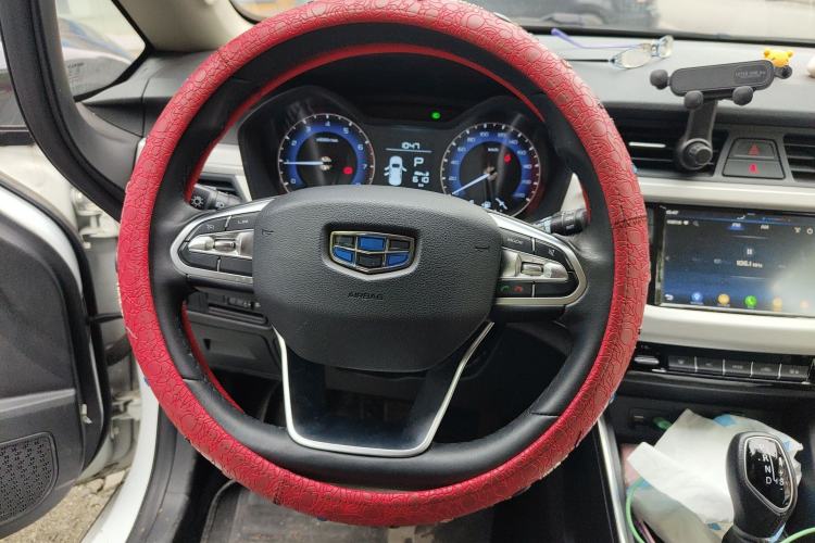 Used Geely Auto Vision X3 2019 Upgraded Model 1.5L CVT Elite Version Steering Wheel