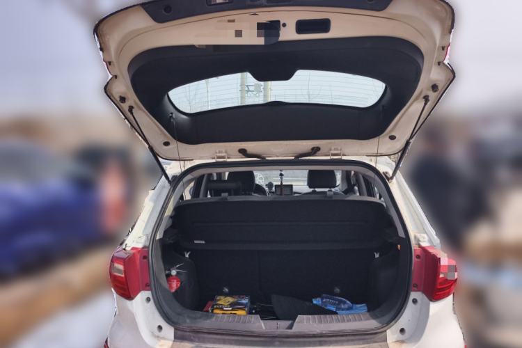 Used BAIC Senova X25 2015 1.5L automatic luxury version
