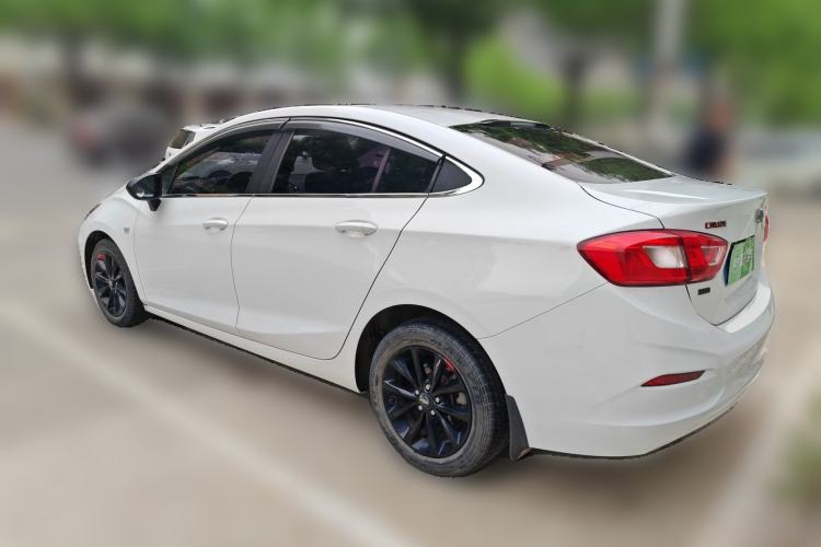 Used Chevrolet Cruze 2018 Redline 320 Automatic Pioneer Edition