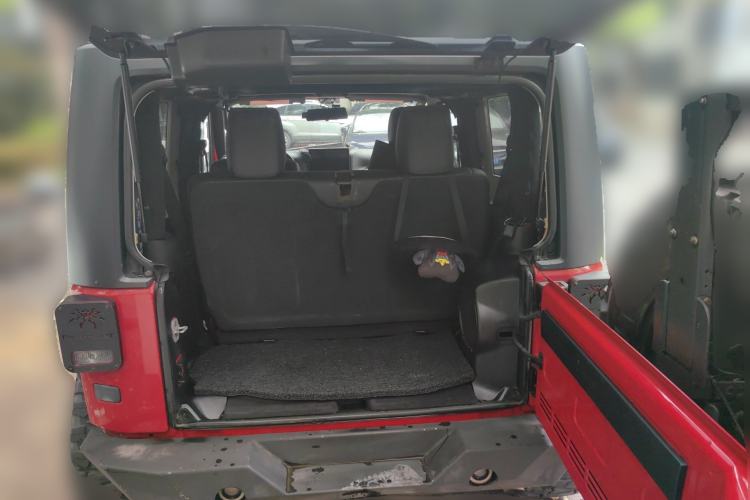 Used Jeep Wrangler 2012 3.6L Rubicon two-door model Trunk