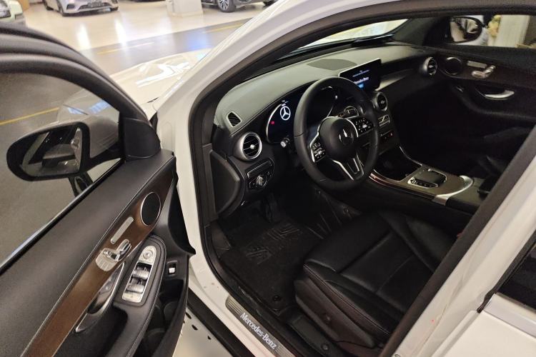 Used Mercedes-Benz GLC 2022 Refreshed GLC 300 L 4MATIC Dynamic Edition Prestige Version Driver Seat