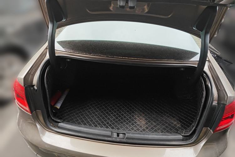 Used Volkswagen Passat 2014 1.8TSI DSG Prestige Edition Trunk