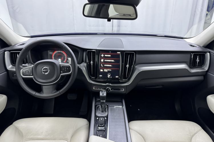 Used Volvo XC60 2018 T5 4x4 Zhiyi Edition