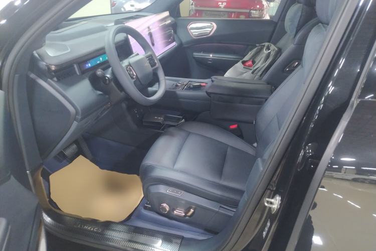 Used Lynk & Co 900 2025 1.5T Ultra
