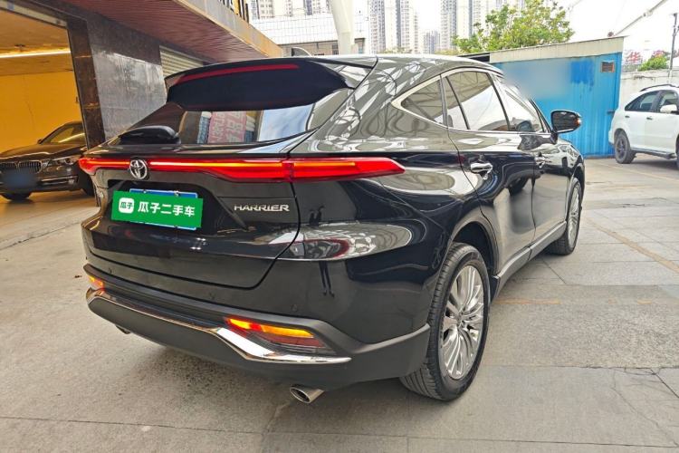Used Toyota Harrier 2022 2.0L CVT Two-Wheel Drive Deluxe Edition