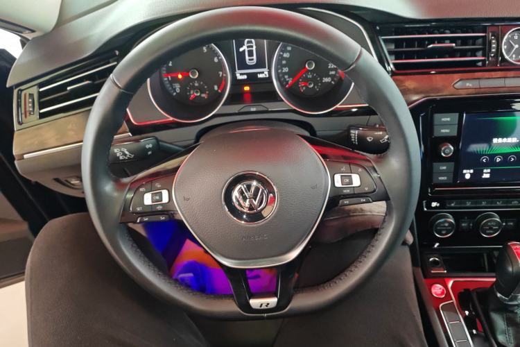 Used Volkswagen Magotan 2019 330TSI DSG Luxury Version China VI Standard