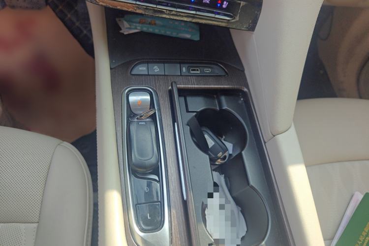 Used Buick Enclave 2020 28T All-Wheel Drive Avenir Gear Lever