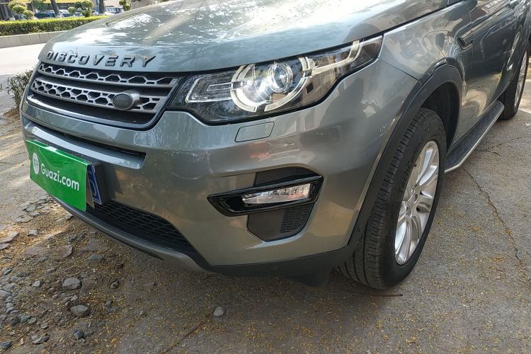 Used Land Rover Discovery Sport 2018 240 PS SE Version
