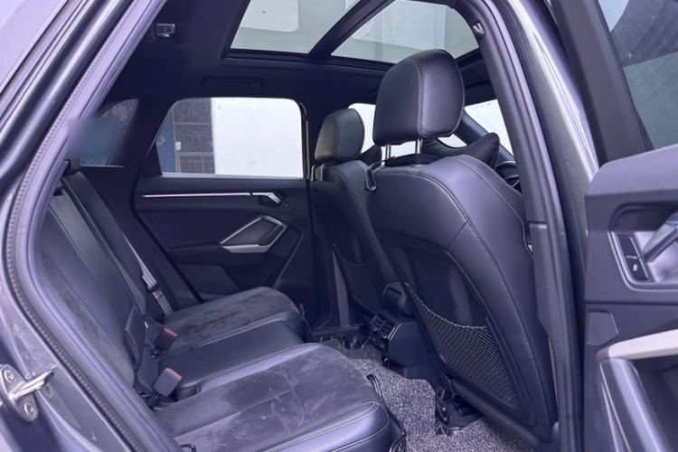 Used Audi Q3 2019 35 TFSI Fashion Dynamic Model Interior 5