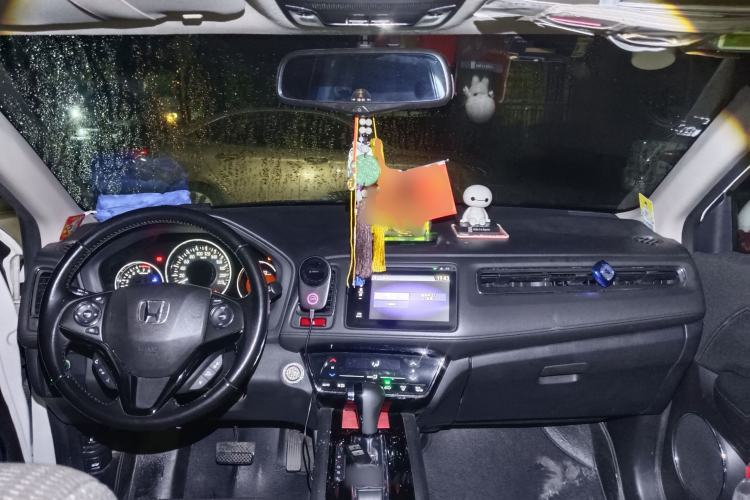 Used Honda Vezel 2015 1.8L CVT 2WD Luxury Model