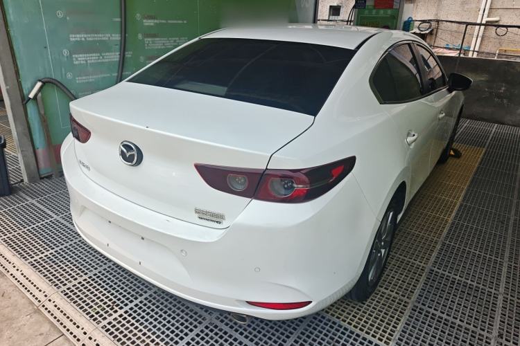 Used Mazda 3 Axela 2020 1.5L Automatic ZhiMei Edition