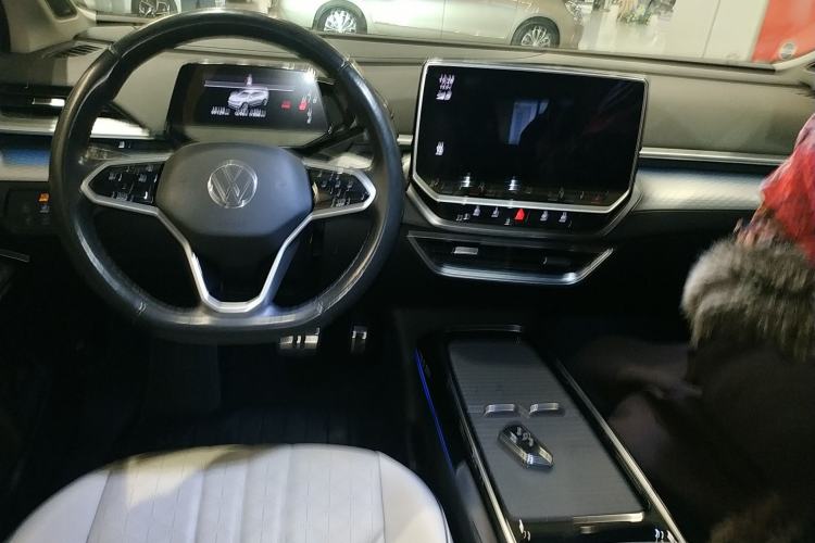 Used Volkswagen ID.6 X 2022 Kinergy Four-Wheel Drive Edition Interior 2