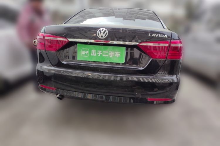 Used Volkswagen Lavida 2013 Revised Classic 1.6L Manual Fashion Edition