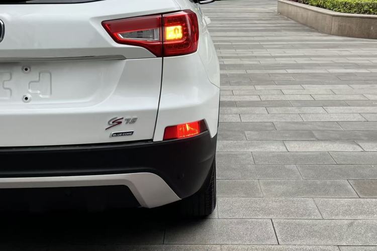 Used CHANGAN CS75 2014 1.8T Automatic Prestige Model China IV Standard
