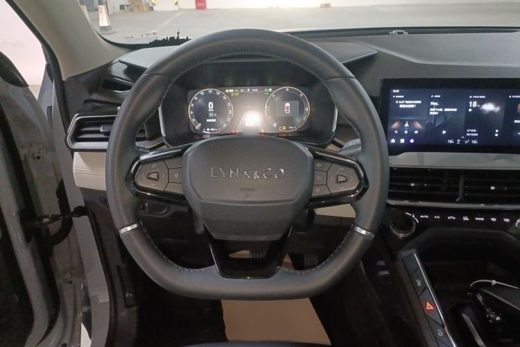 Used Lynk & Co 06 EM-P 2023 1.5T Remix PHEV Pro