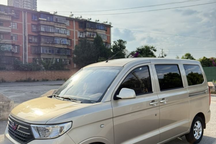 Used Wuling Hongguang V 2022 1.5L Enjoy Edition Hydraulic Power Steering LAR