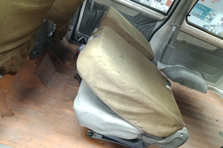 Used Wuling Rongguang 2011 1.2L Standard Version Left Rear Seat