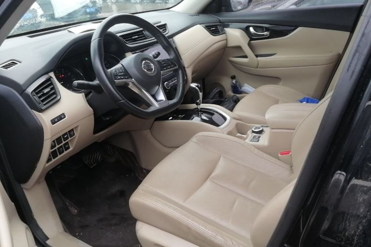 Used Nissan X-Trail 2017 2.5L CVT Luxury Edition 4WD
