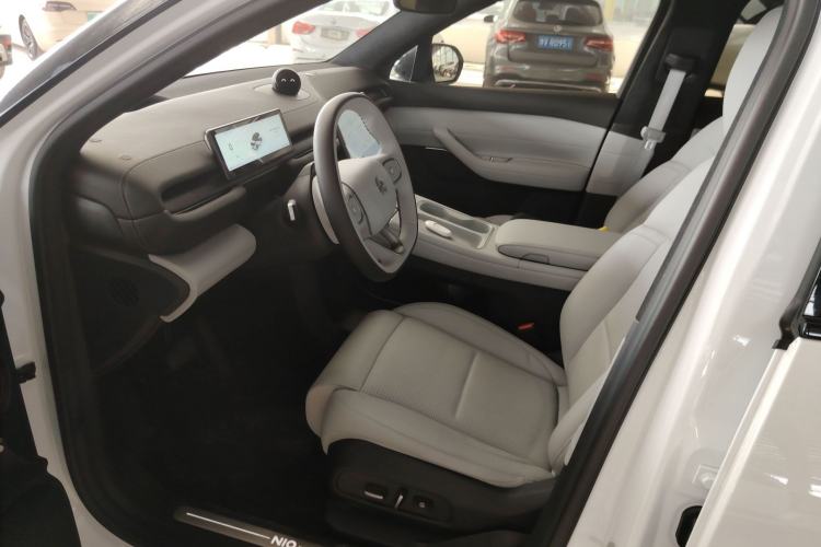 Used Nio ES6 2024 75 kWh
