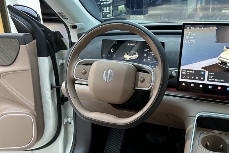 Used Leapmotor C11 2026 Range-Extended 300 LiDAR Prestige Edition
