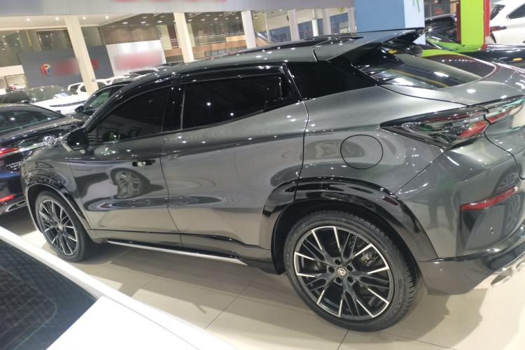 Used CHANGAN UNI-T 2023 Second-Generation 1.5T Prestige Model Left Side