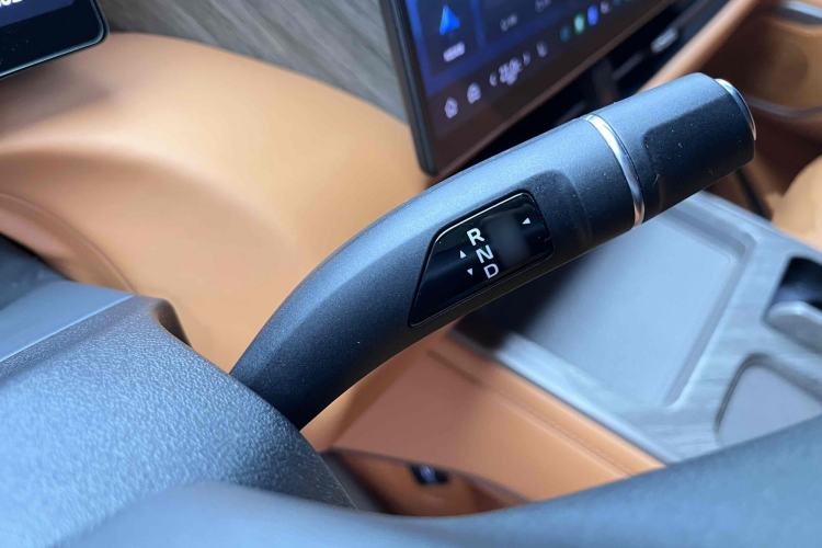 Used Wey Gaoshan 2025 Four-Wheel Drive Alpine 9 Interior 8