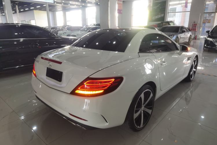 Used Mercedes-Benz SLC 2016 SLC 200 Fashion Model
