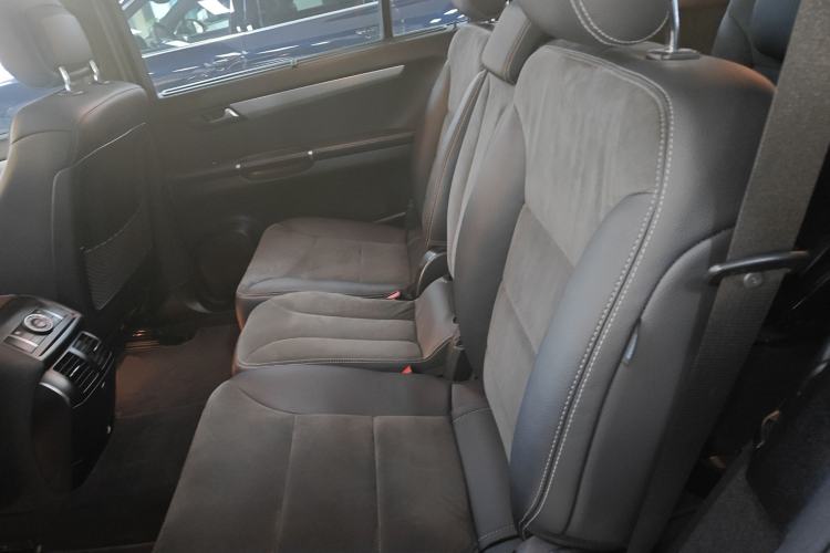 Used Mercedes-Benz R-Class 2015 R 320 4MATIC Luxury Model