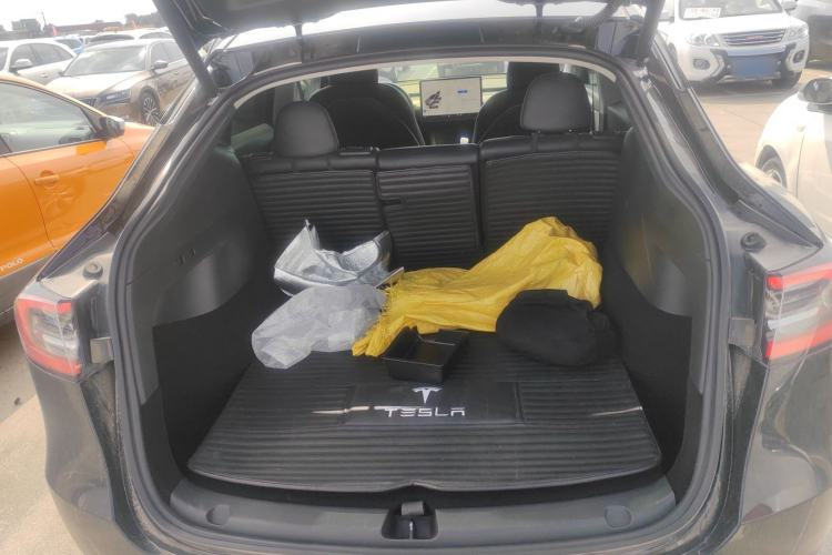 Used Tesla Model Y 2022 Rear-Wheel-Drive Version
