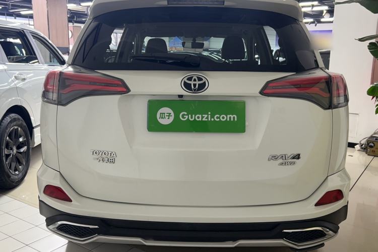 Used Toyota RAV4 2016 2.5L Automatic 4x4 Elite Edition Exterior 4