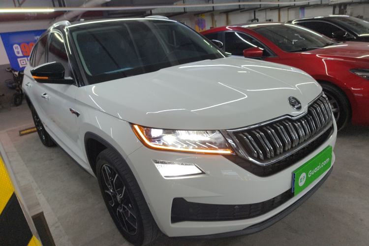 Used Skoda Kodiaq GT 2019 TSI330 Two-Wheel-Drive Luxury Edition China VI Standard Exterior 1