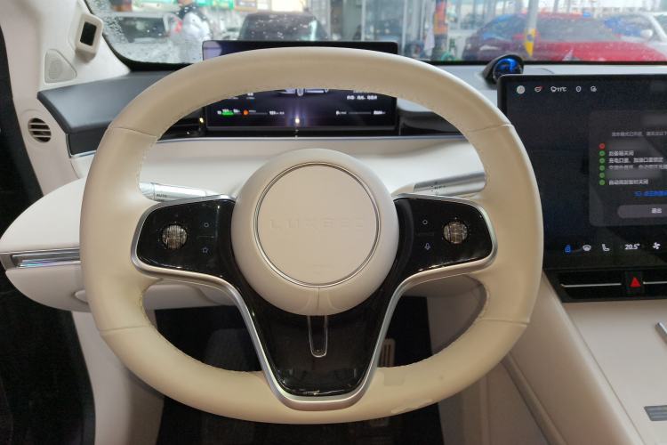 Used Hima Luxeed R7 2025 Extended-Range 331km Ultra