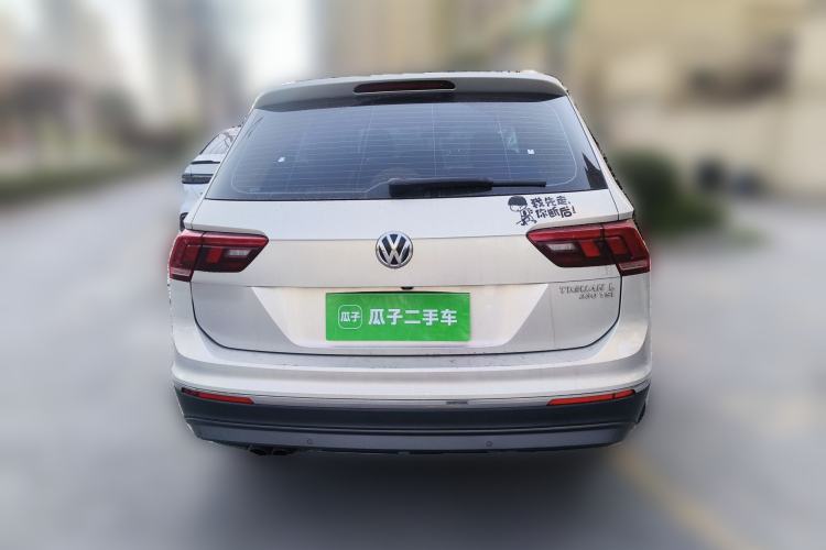 Used Volkswagen Tiguan L 2017 330TSI Automatic Two-Wheel Drive Luxury Edition Rear