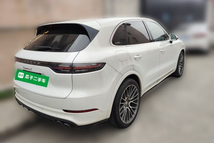 Used Porsche Cayenne 2019 Cayenne 3.0T Rear Right 45 Deg